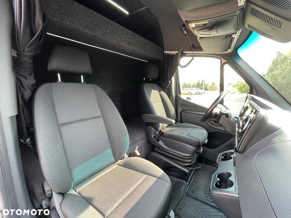 Mercedes-Benz SPRINTER - 5