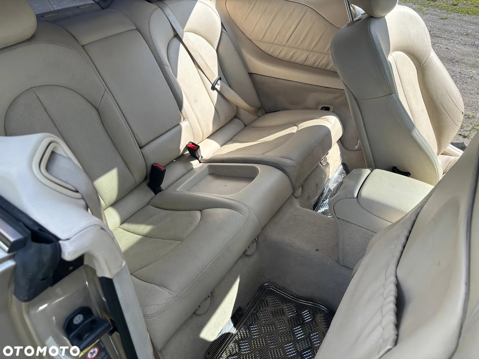 Mercedes-Benz CLK - 26