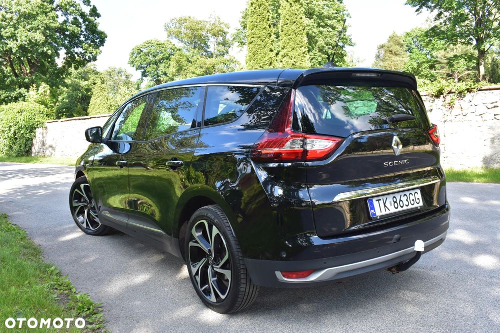 Renault Grand Scenic - 31