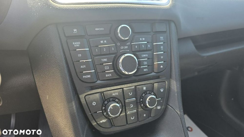 Opel Meriva - 9