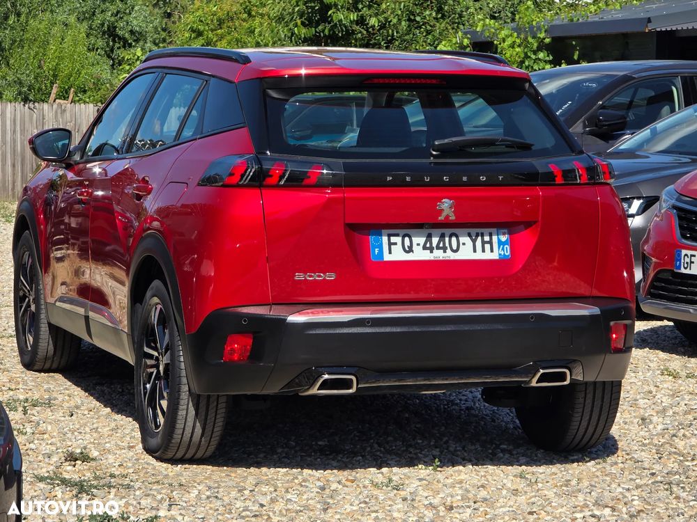 Peugeot 2008 PureTech 130 EAT8 GT - 14