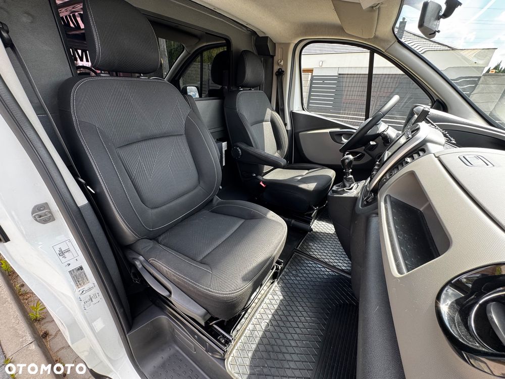 Renault Trafic - 24