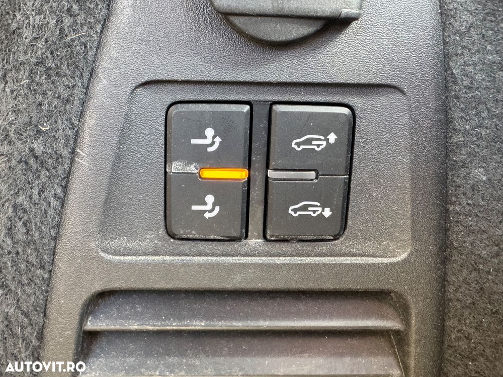 Volkswagen Touareg 3.0 V6 TDI 4Motion DPF Automatik Elegance - 17