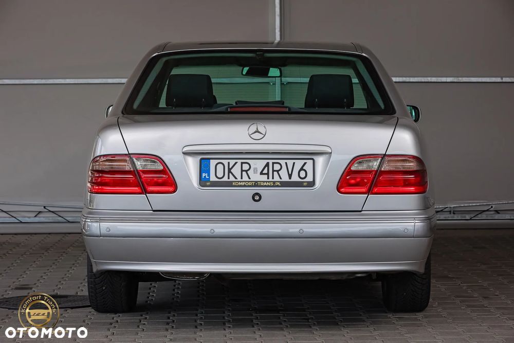 Mercedes-Benz Klasa E - 3