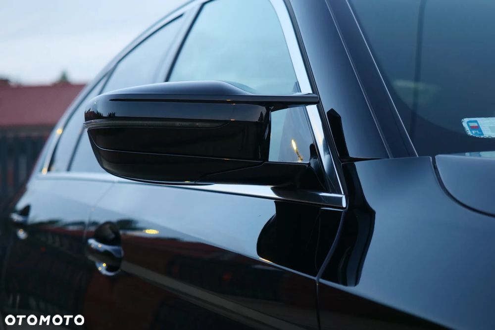 BMW Seria 5 520d Luxury Line - 16