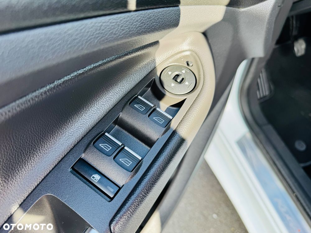 Ford Kuga 1.5 EcoBoost 2x4 Individual - 36