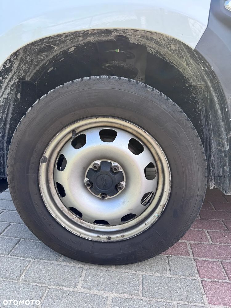 Dacia Duster 1.0 TCe Essential - 13