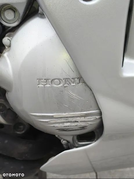 Honda VFR - 11
