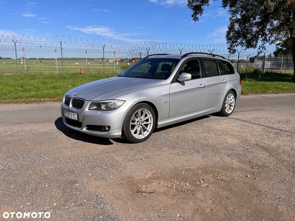 BMW Seria 3 318i - 18