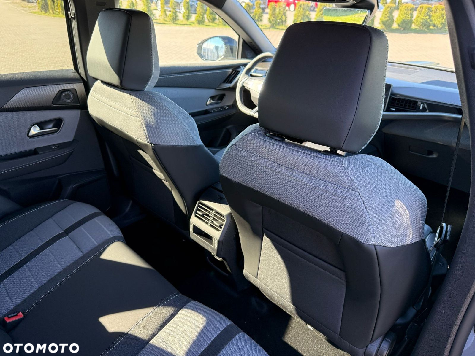 Opel Grandland - 31