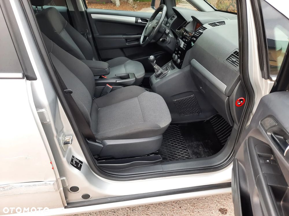 Opel Zafira 1.7 CDTI ecoFLEX Family - 10