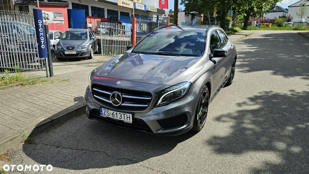 Mercedes-Benz GLA 250 4-Matic AMG Line - 4