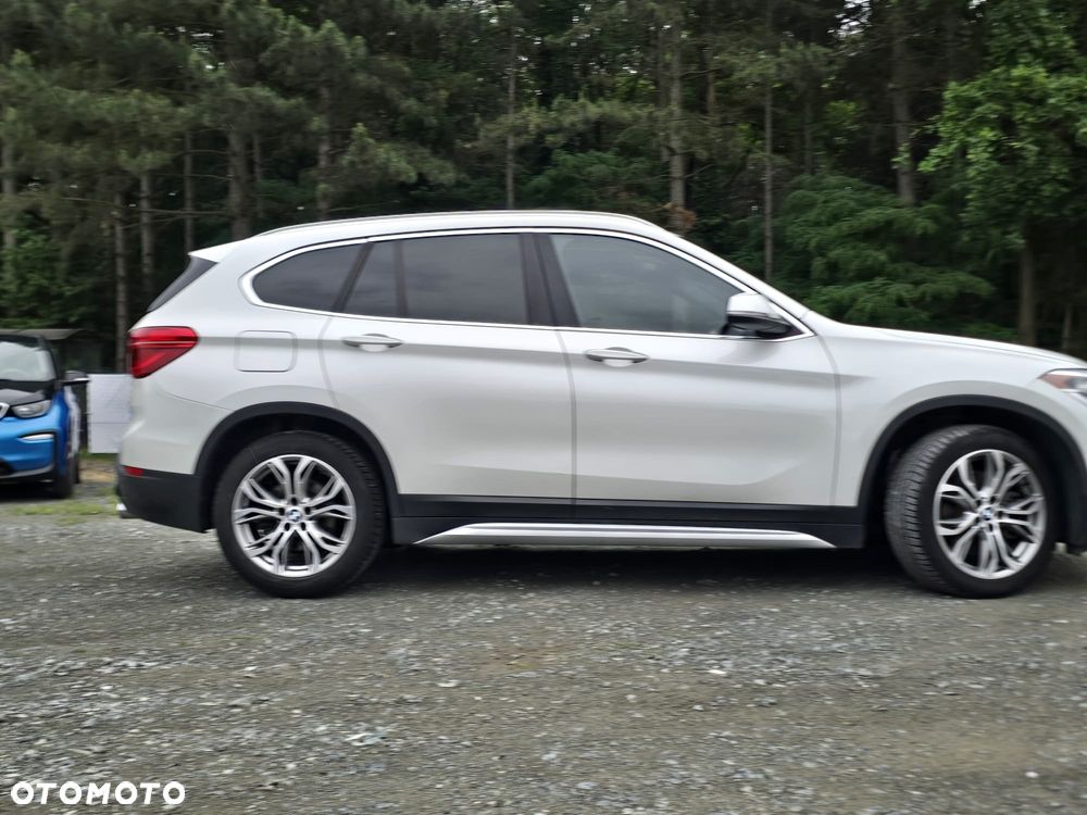 BMW X1 xDrive25i GPF xLine sport - 33