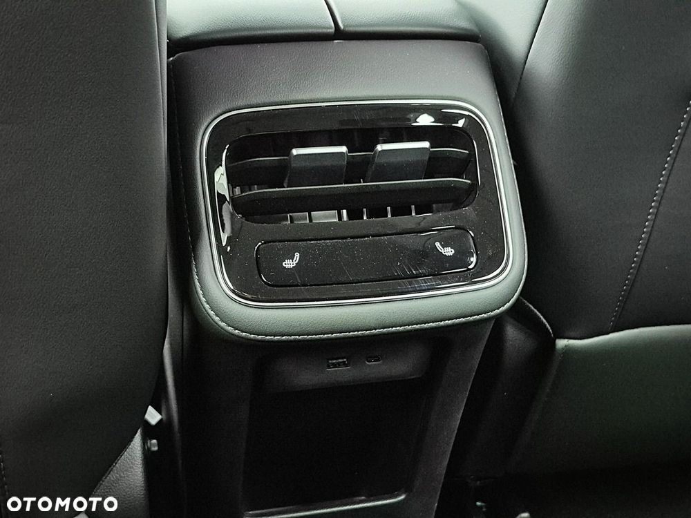 Chery Tiggo 8 1.6 T-GDI Prestige DCT - 27