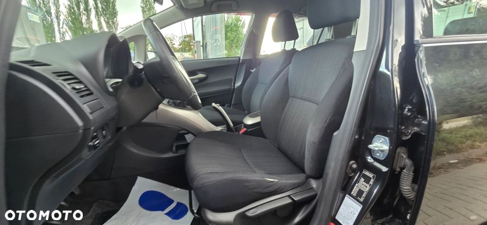 Toyota Auris 1.6 VVT-i Executive - 27