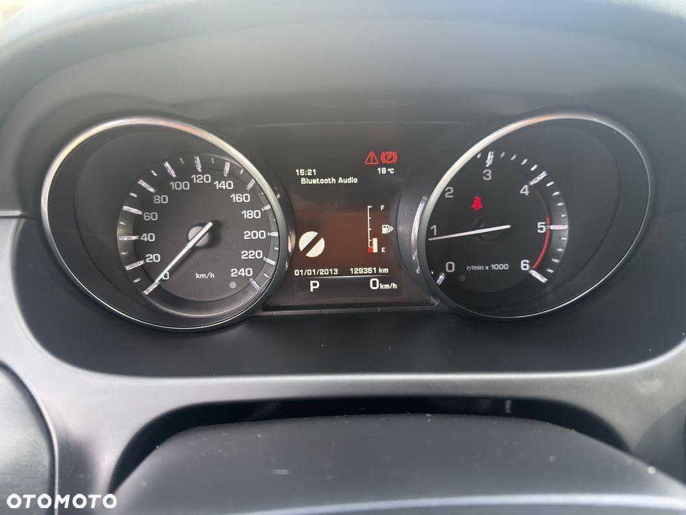 Land Rover Discovery Sport TD4 HSE Luxury - 10