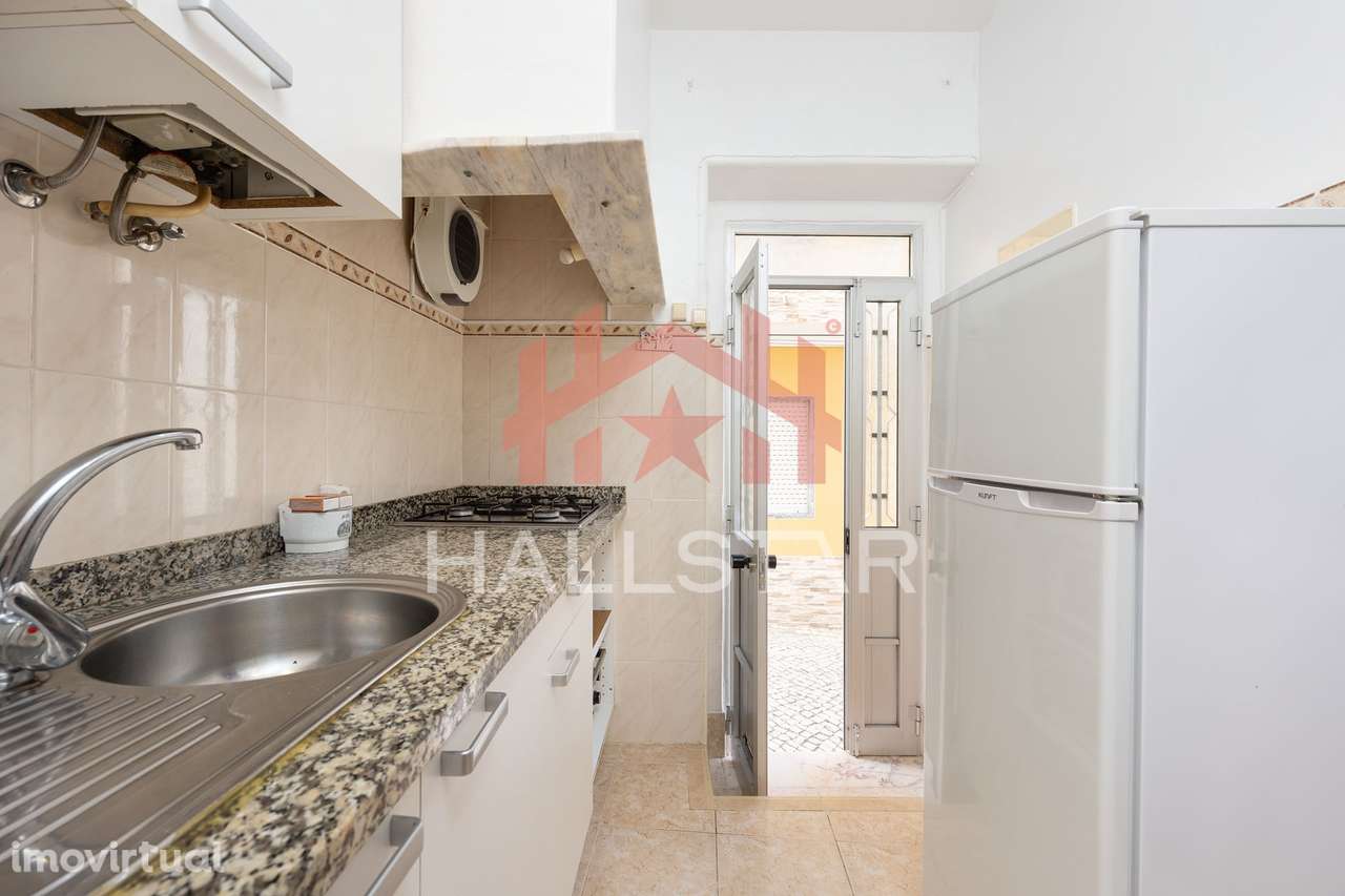 Apartamento T2 / Junto à Marginal / Nazaré - Grande imagem: 4/52