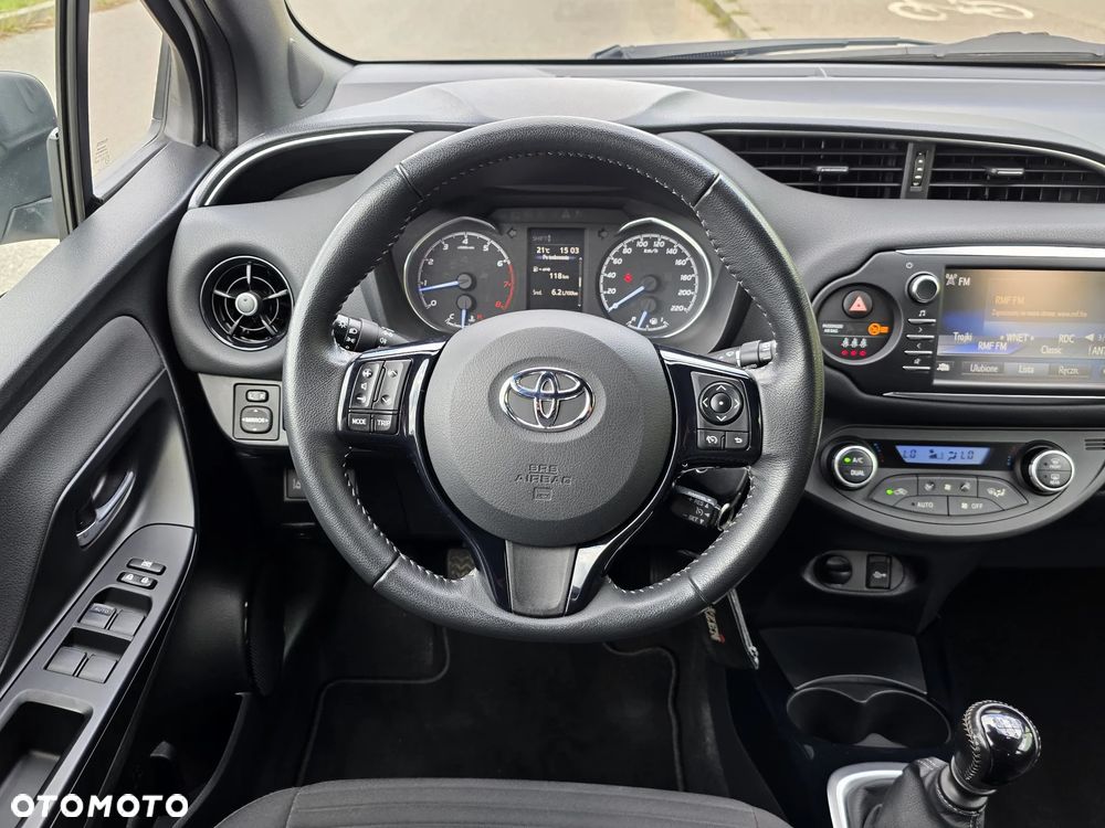 Toyota Yaris 1.5 Selection - 8