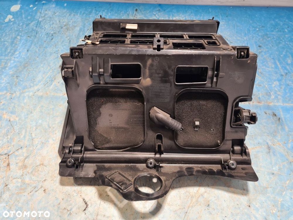 SCHOWEK PASAŻERA Z KLIATYZACJĄ VW PASSAT B6 - 5