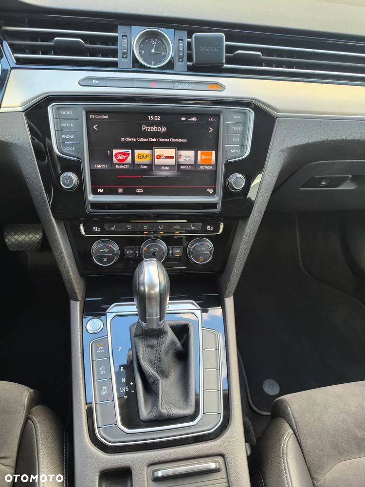 Volkswagen Passat 2.0 TDI Bi-Turbo BMT 4Mot Highline DSG - 15