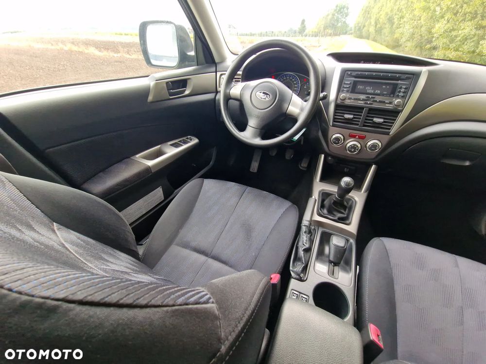 Subaru Forester 2.0X Active - 12