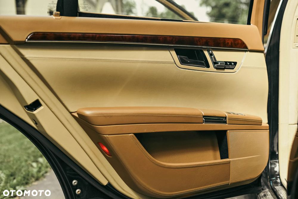 Mercedes-Benz Klasa S - 30