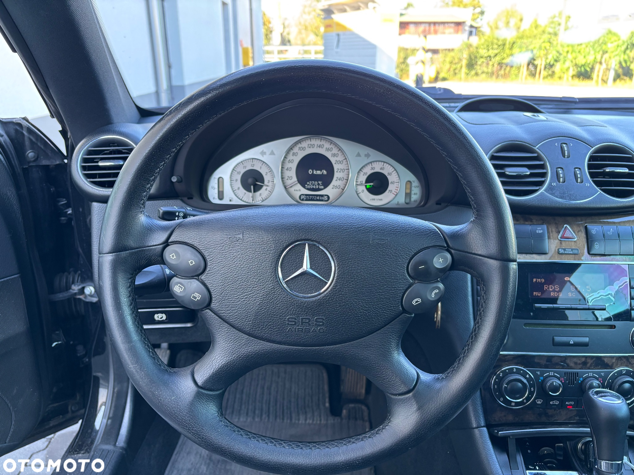 Mercedes-Benz CLK - 17