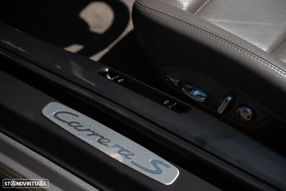 Porsche 911 (991) - 37
