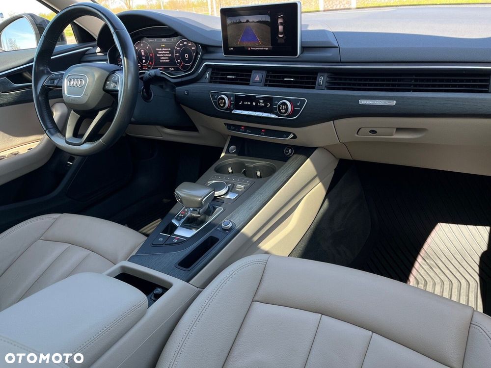 Audi A4 Limousine - 16