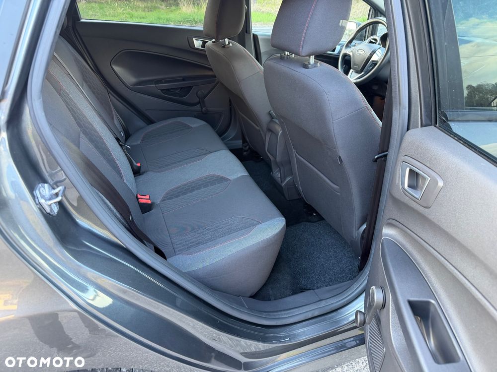 Ford Fiesta 1.0 EcoBoost S&S ST-LINE - 34