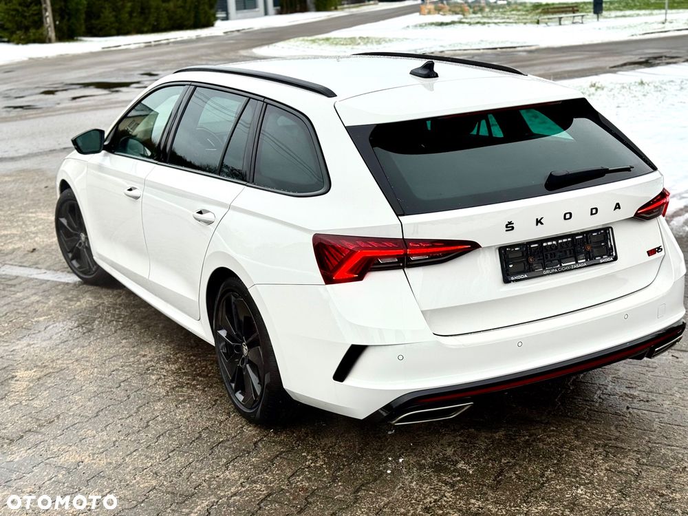 Skoda Octavia 2.0 TDI DSG RS - 16