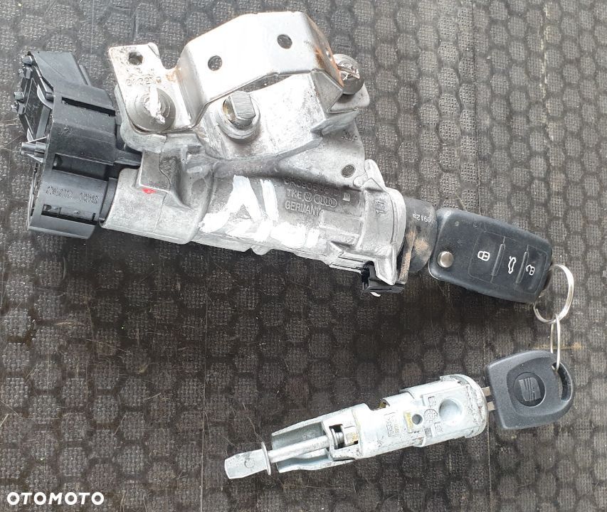 Stacyjka + 2 Kluczyki 6R0905851D SEAT IBIZA IV LIFT 1.4 - 3
