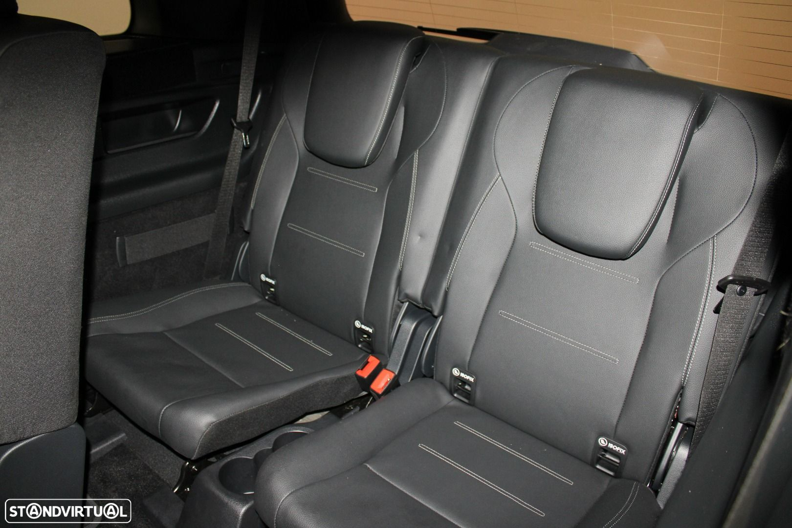 Mercedes-Benz EQB 350 4Matic AMG Line - 38