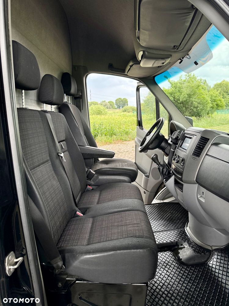 Mercedes-Benz Sprinter - 19