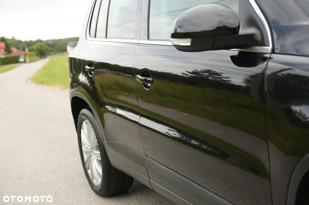 Volkswagen Tiguan - 14