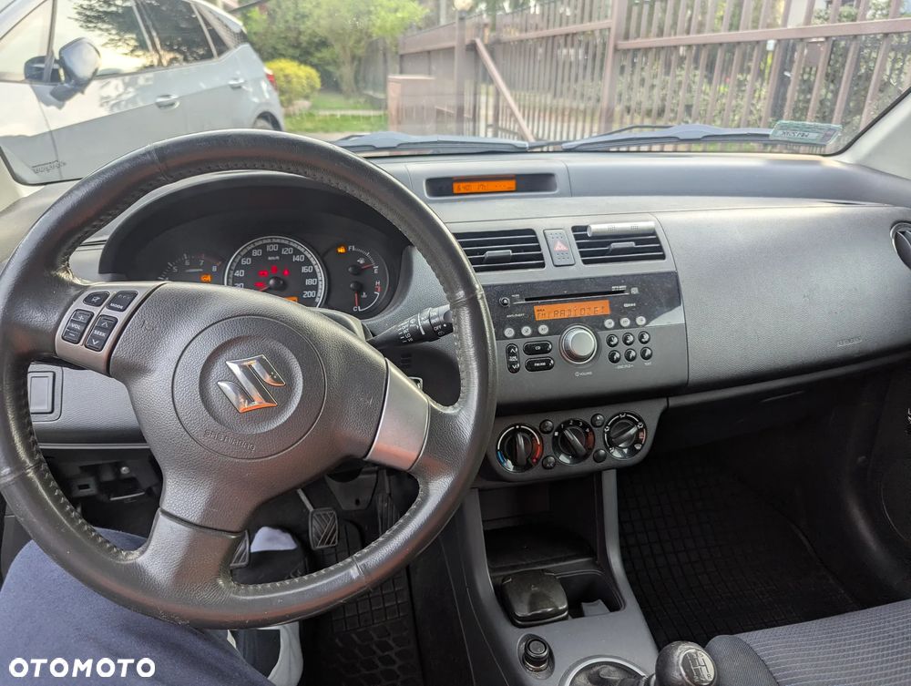 Suzuki Swift 1.3 Comfort - 6