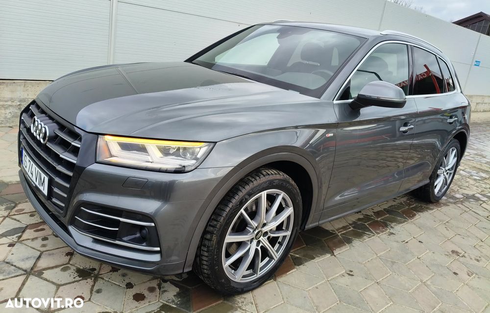 Audi Q5 55 TFSI e quattro S tronic - 2