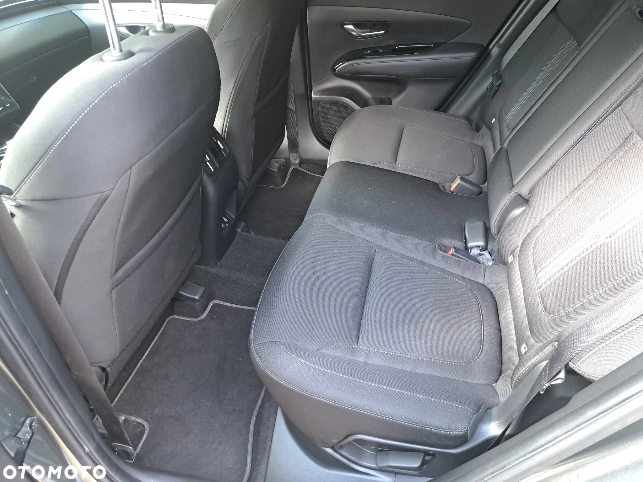 Hyundai Tucson 1.6 T-GDi HEV Executive 2WD - 15