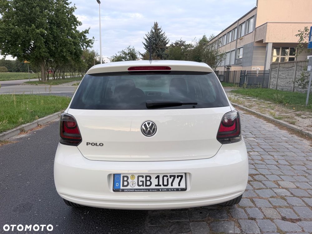 Volkswagen Polo 2011 photo 4
