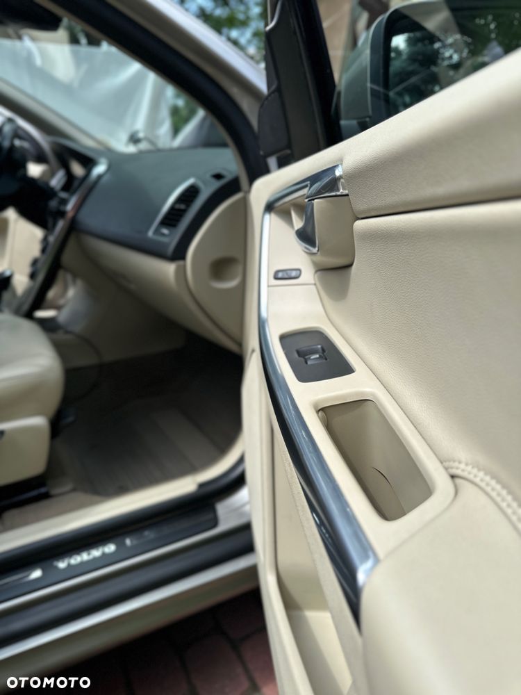 Volvo XC 60 D5 AWD Summum - 12