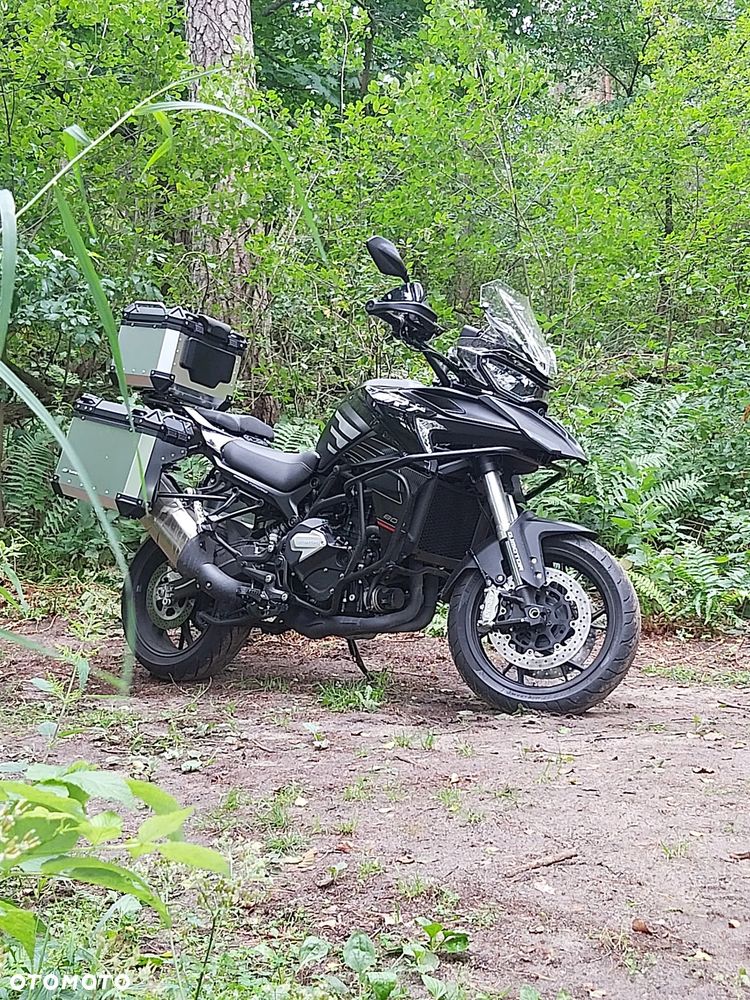 QJMOTOR SRT 800S - 12