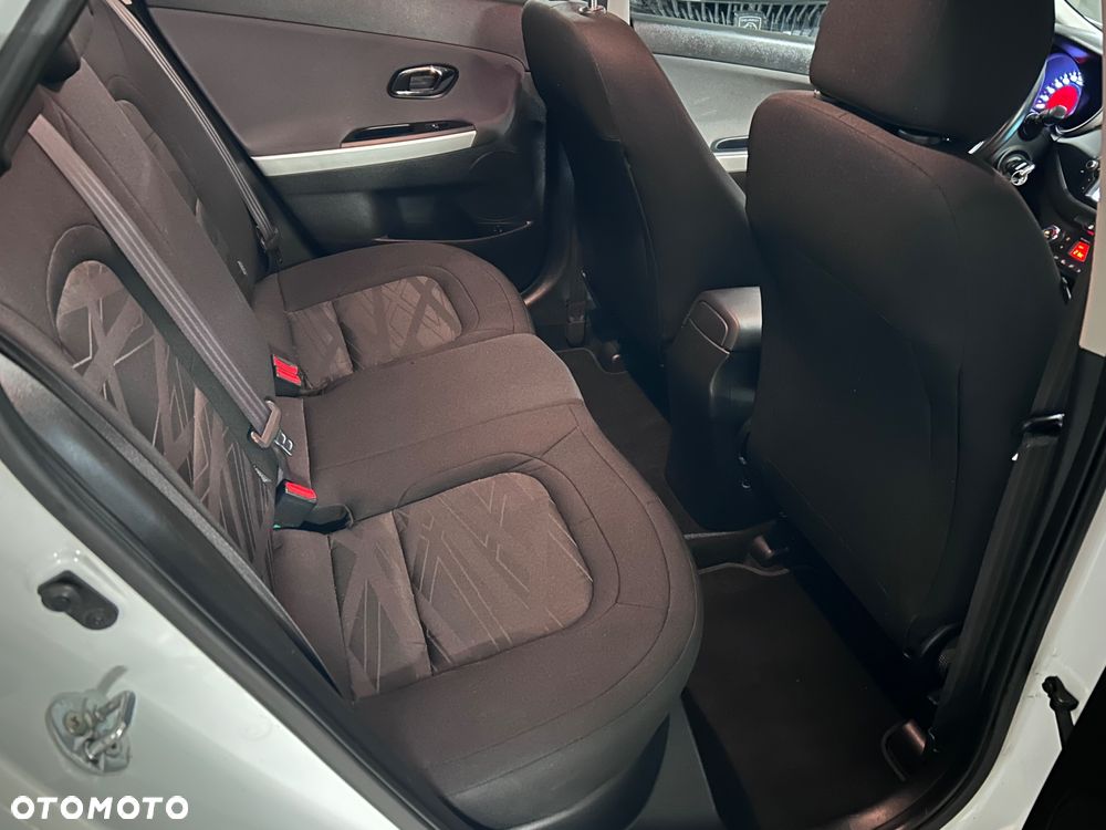 Kia Ceed 1.6 CRDi Smart Plus - 18
