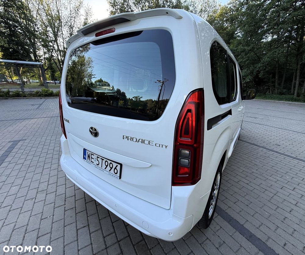 Toyota Proace City Verso 1.5 D-4D Business - 12