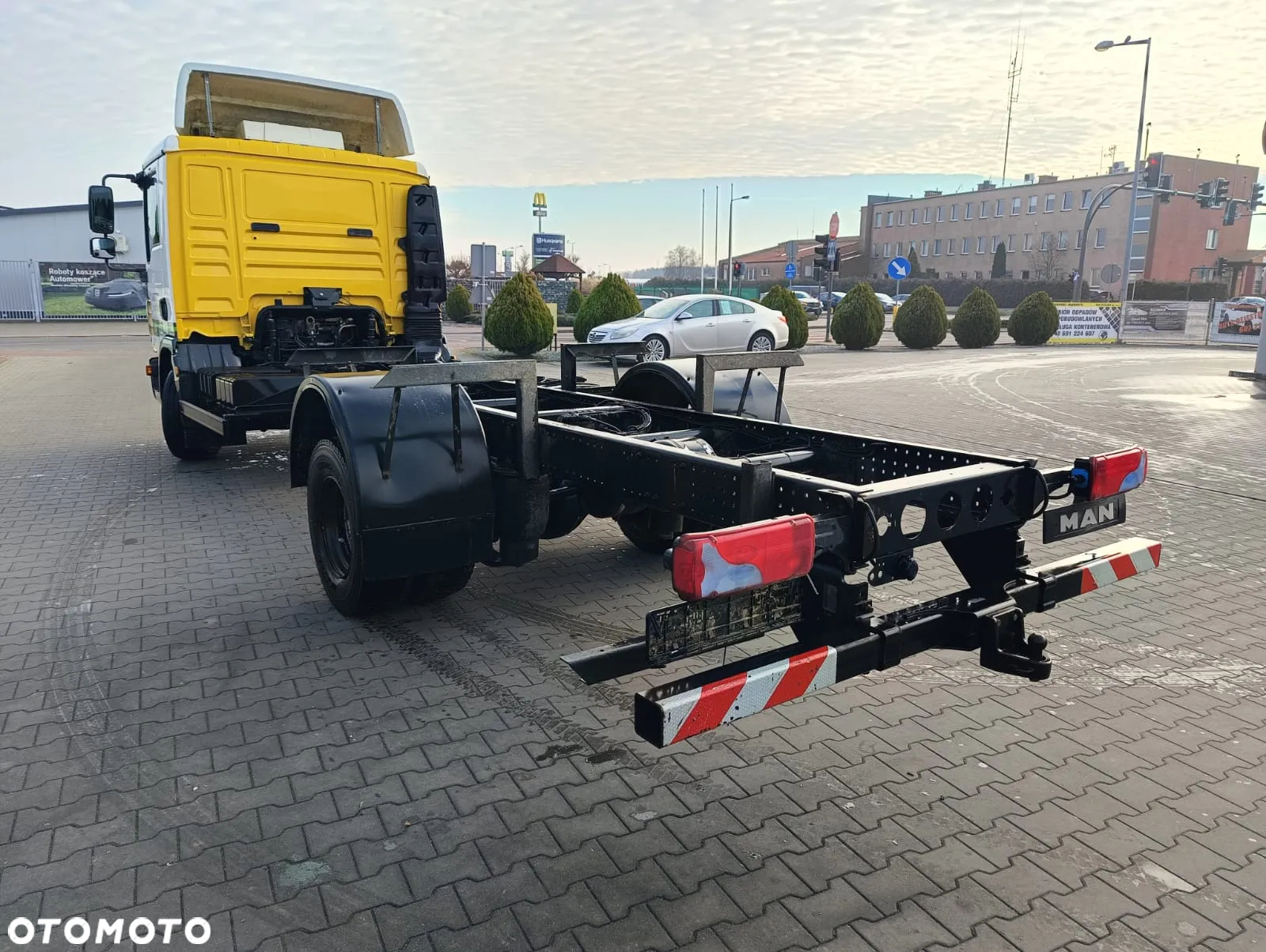 MAN TGL 12.220 - 13