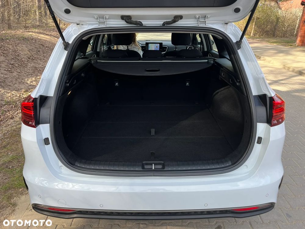 Kia Ceed 1.5 T-GDI M - 9