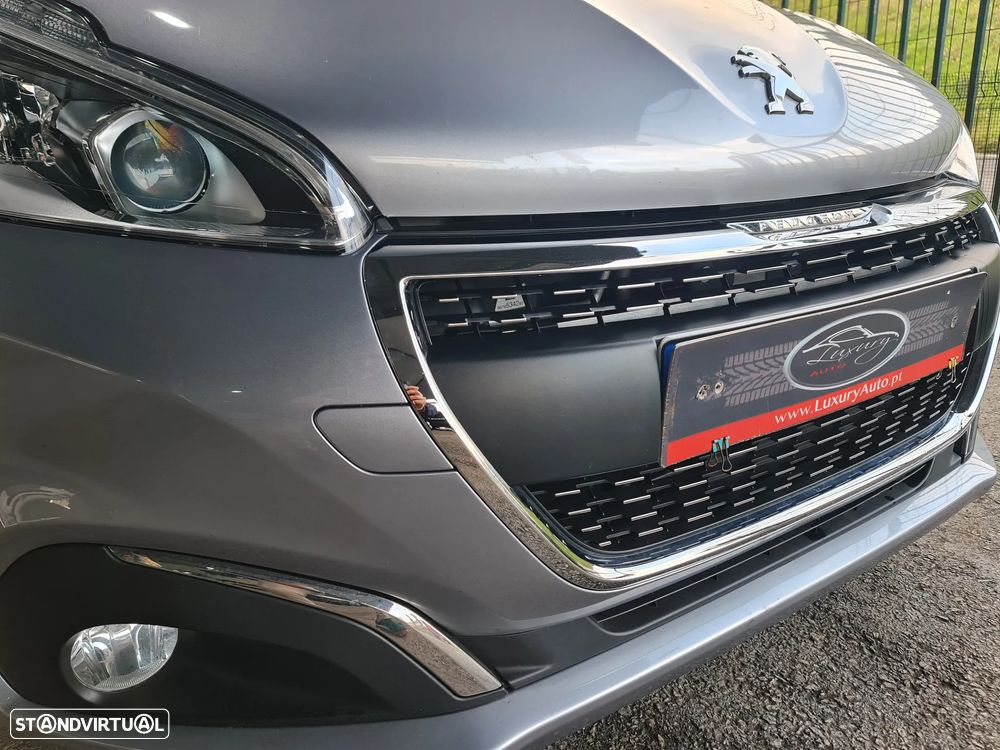 Peugeot 208 1.2 PureTech Signature - 13