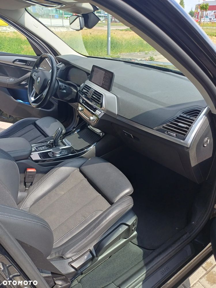 BMW X3 xDrive20d MHEV Advantage - 4