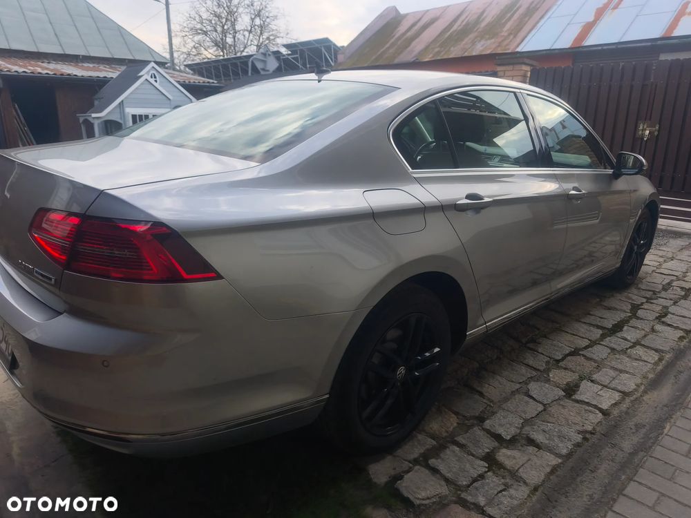 Volkswagen Passat 2.0 TDI BMT Highline DSG - 9
