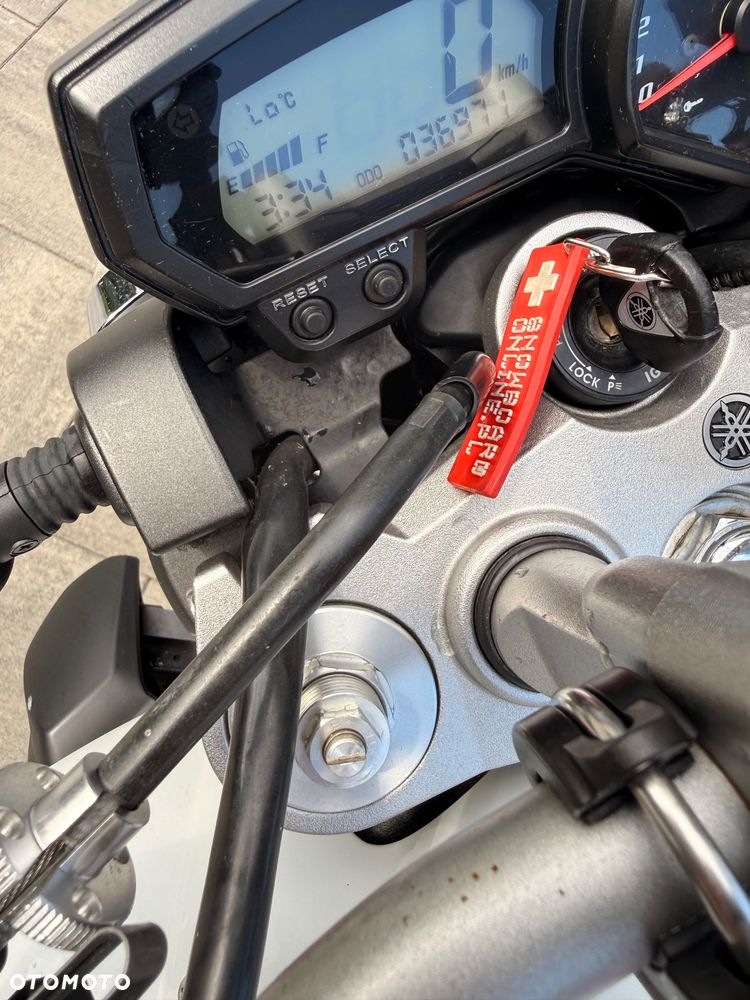 Yamaha FZ - 5