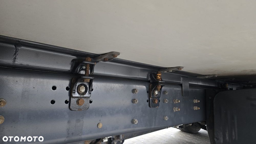 Scania P320 Euro 6 6x2 chłodnia izoterma kurierka 20 palet niski przebieg! super stan! rama do zabudowy laweta - 25